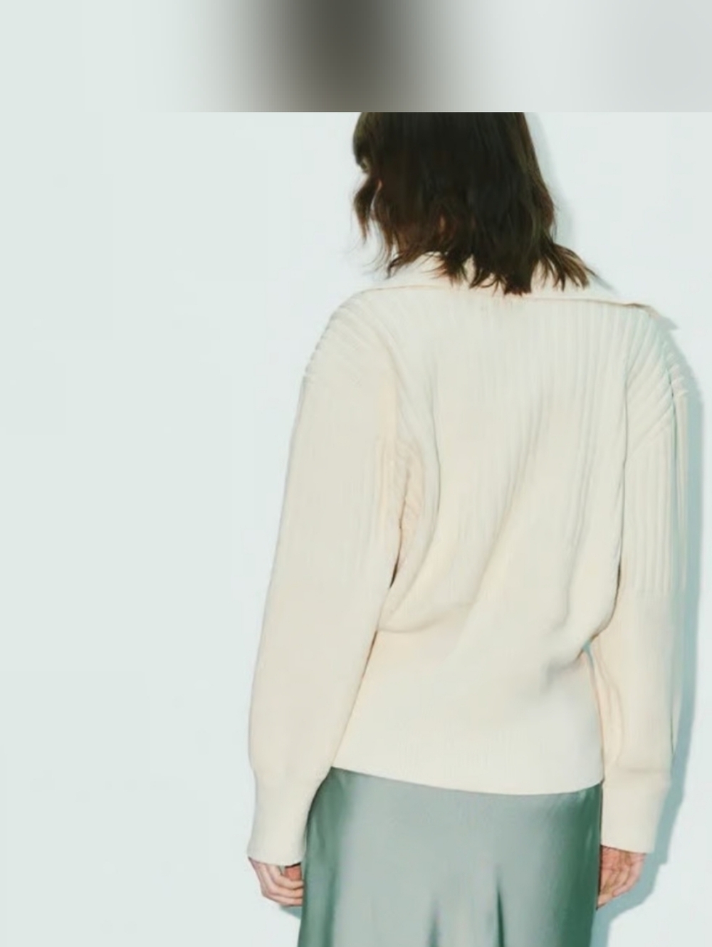 URBAN REVIVO Cream Ribbed V-Neck Collared Sweater Cardigan with Gold Button - Picture 5 of 10